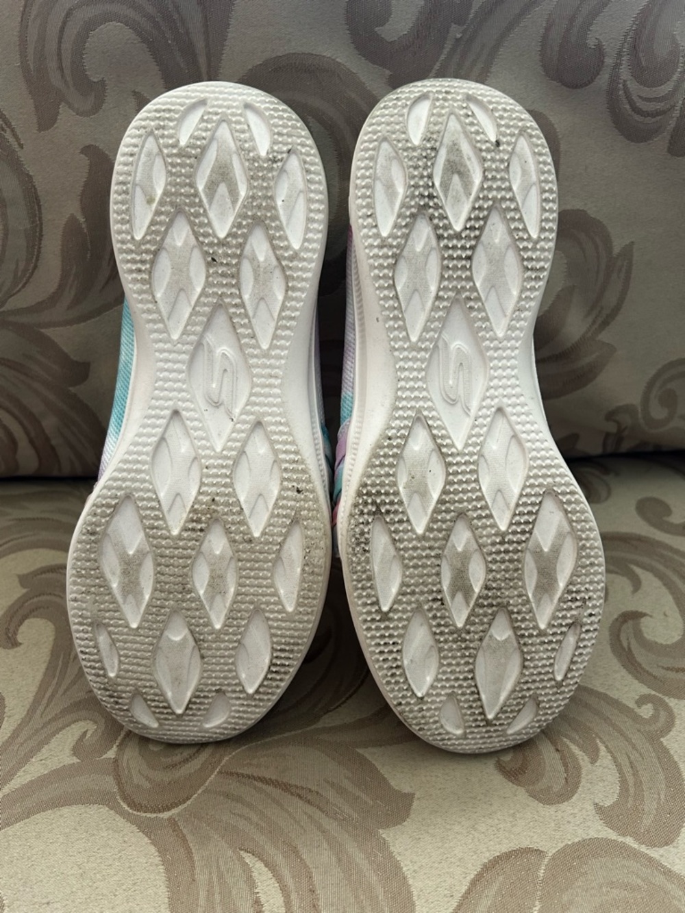 Skechers Women’s 7.5 Pastel Tie-Dye Slip-On Flats Shoes Mint Pink Lavender White - Picture 4 of 7